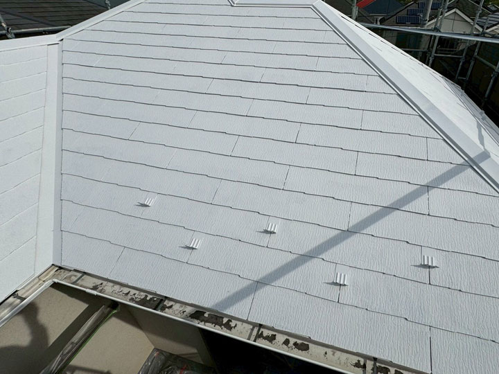 遮熱や断熱効果が高まるホワイト系カラー
