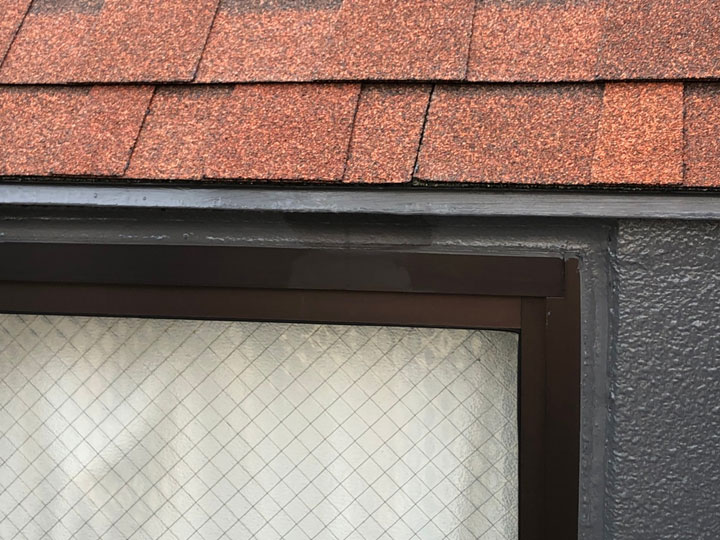 アスファルトシングルの表面