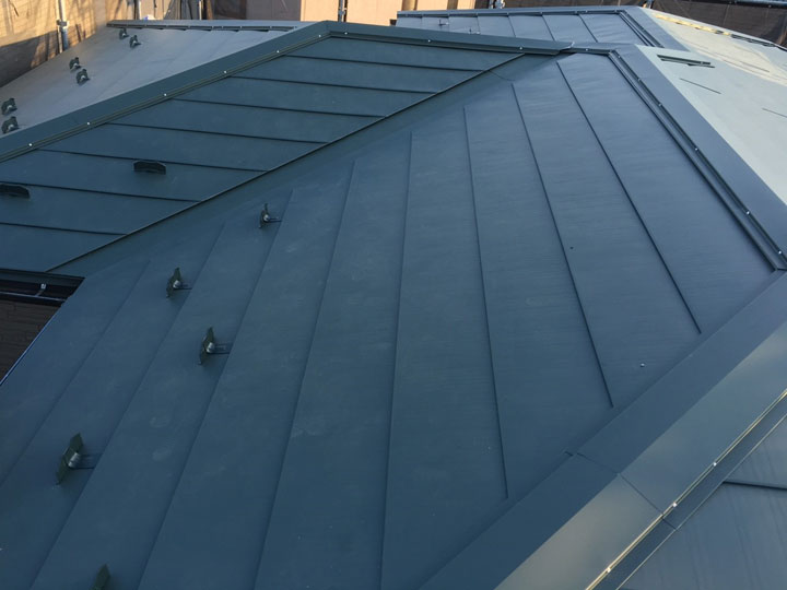 街の屋根やさんで工事を行った横暖ルーフ