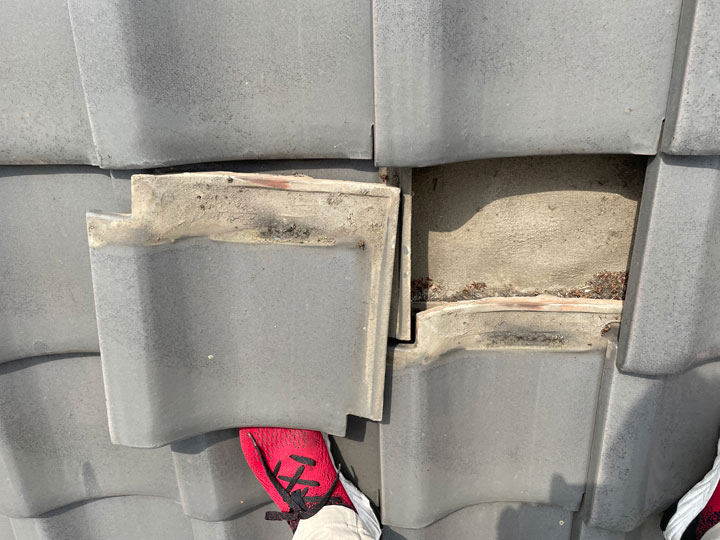 ルーフィングの劣化や破れ