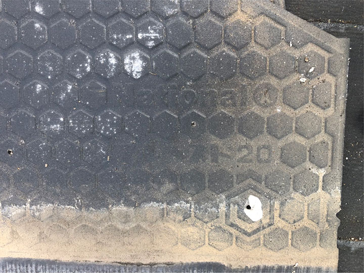 アスベスト含有のコロニアル