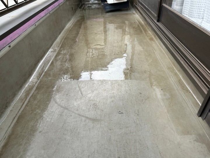 プライマー塗布で密着性を高める