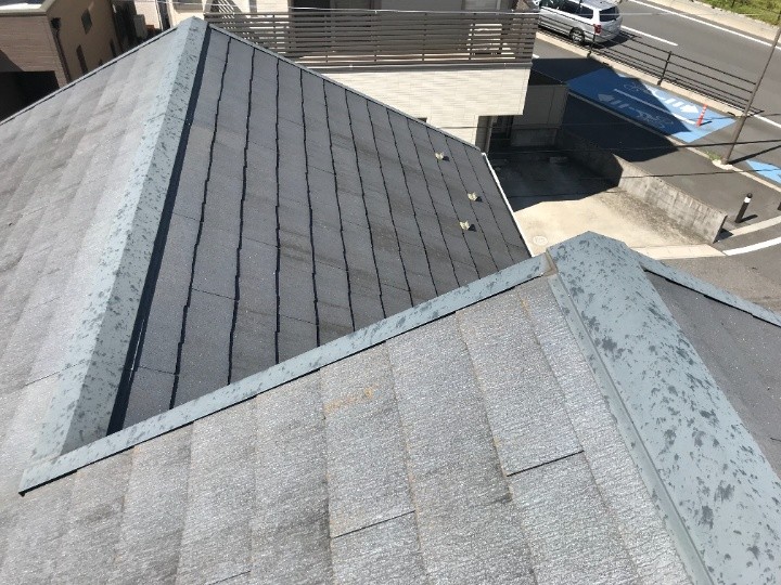 スレート面と棟板金の状態確認