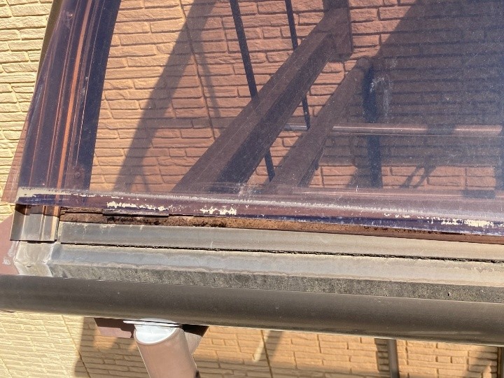 端部の劣化と密着不足