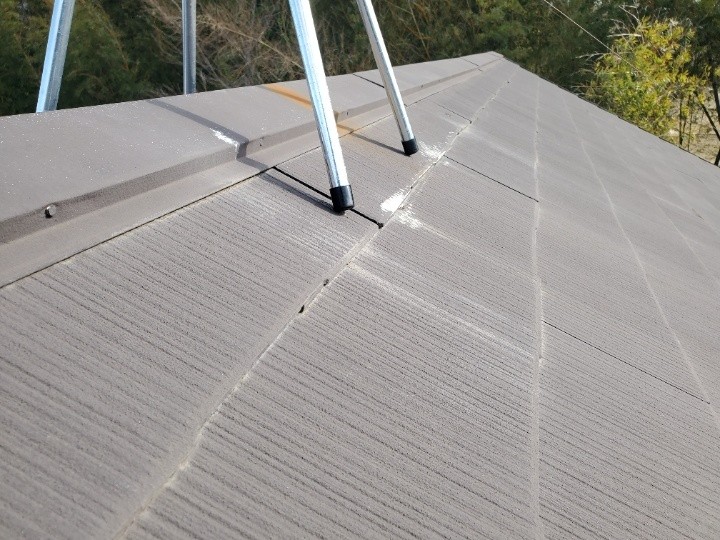 令和元年房総半島台風被害で破損したスレート屋根