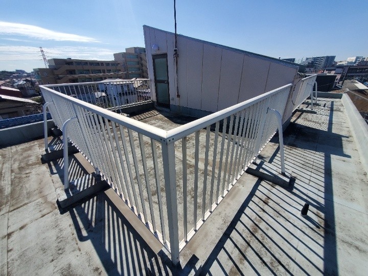 築30年の防水劣化した陸屋根