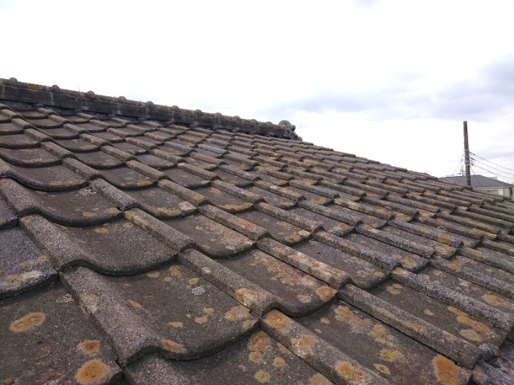 セメント瓦表面の劣化