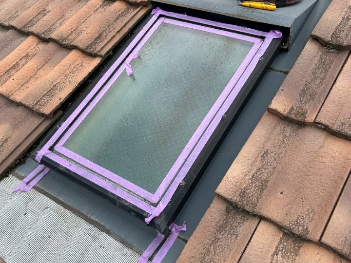 マスキングとプライマー塗布