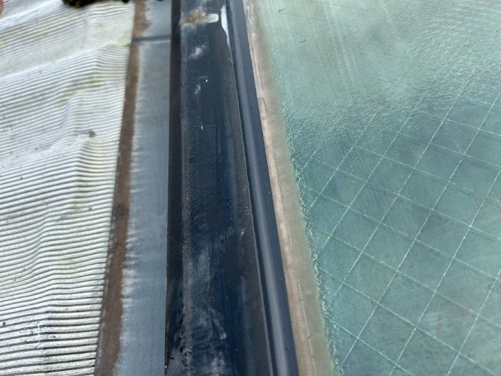 シーリングの仕上がりを最終確認