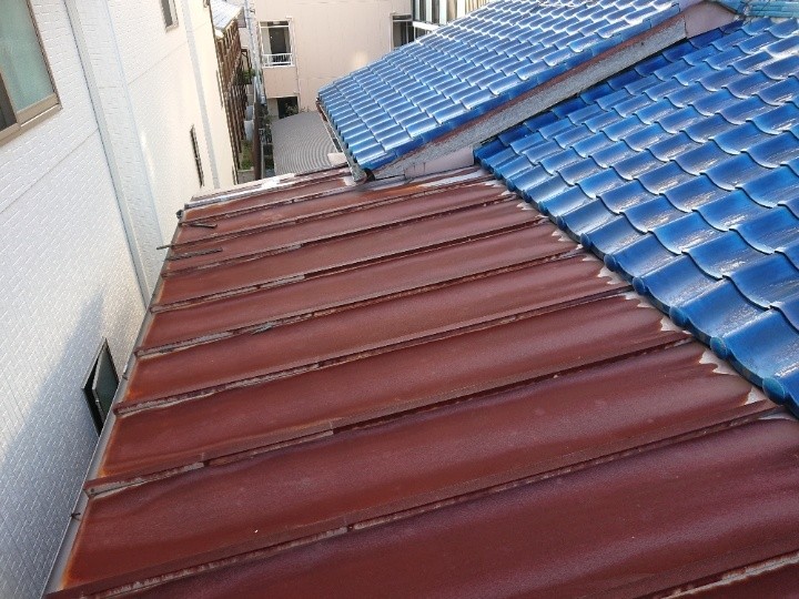 金属部分全体に広がる錆