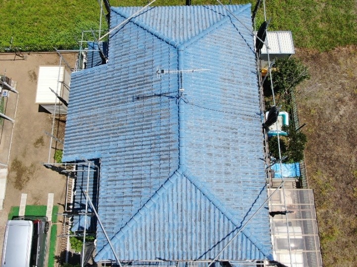 葺き替え工事前の築30年瓦屋根
