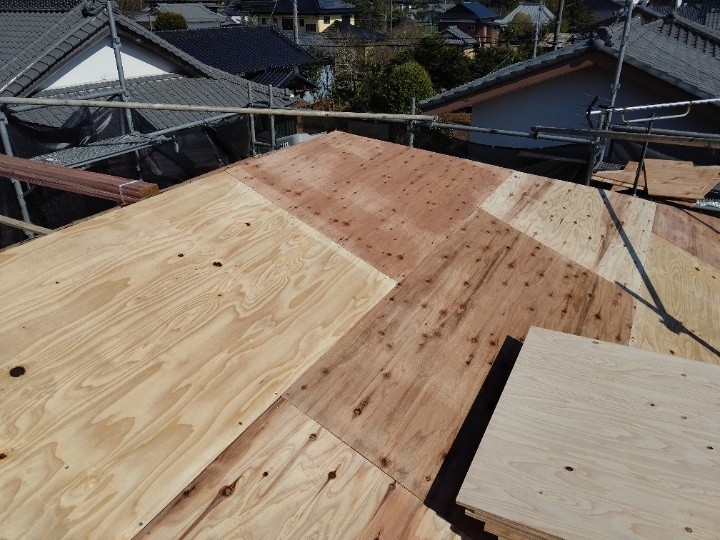 野地板張りによる下地補強