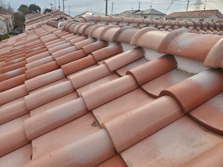 令和元年房総半島台風被害で損壊した瓦屋根に棟取り直し工事を施工