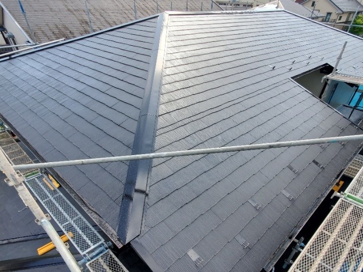 築26年屋根にファインパーフェクトベスト（ブラック色）を採用した屋根塗装工事
