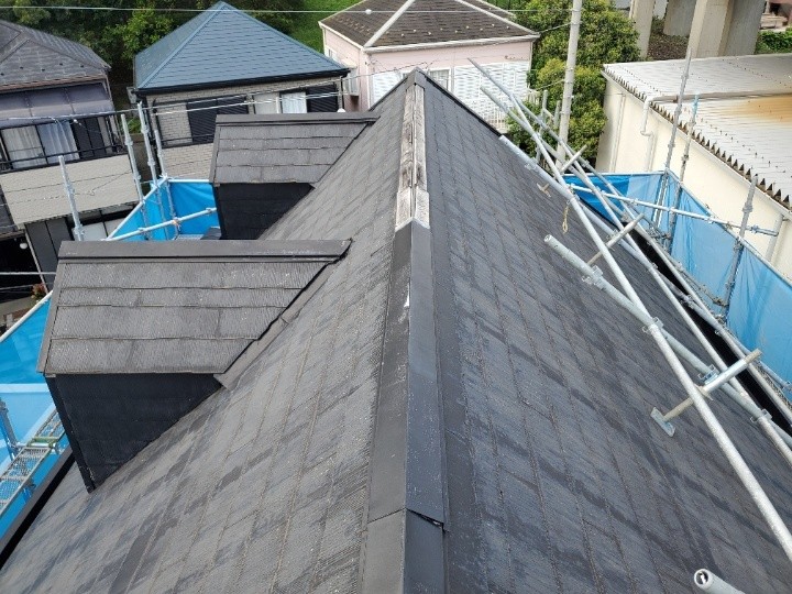 台風被害で飛散した棟板金