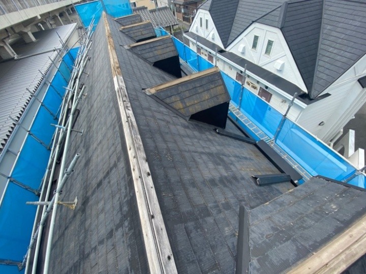 既存棟板金と貫板の撤去