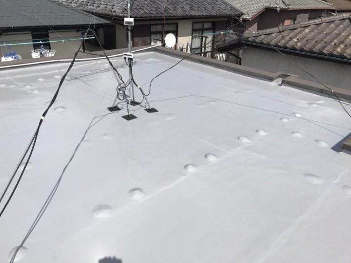 ウレタン防水工事後の陸屋根