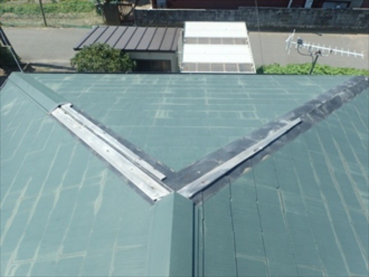 棟板金交換工事前のお住まい