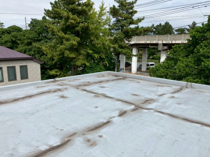 雨漏りしたテラスハウスの陸屋根（屋上）