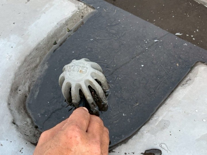 ドレン周りの詰まりが招く滞水の懸念