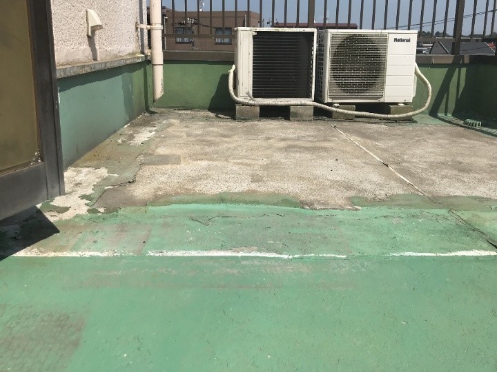 防水工事前の陸屋根屋上