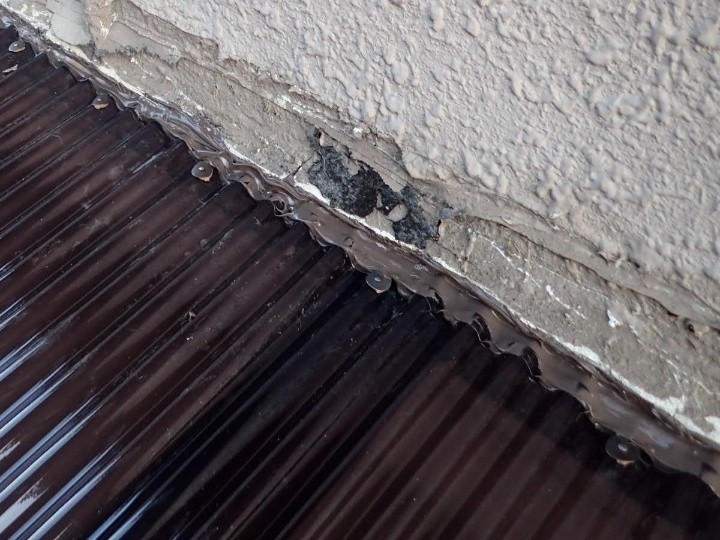 外壁取り合い部のシーリング処理