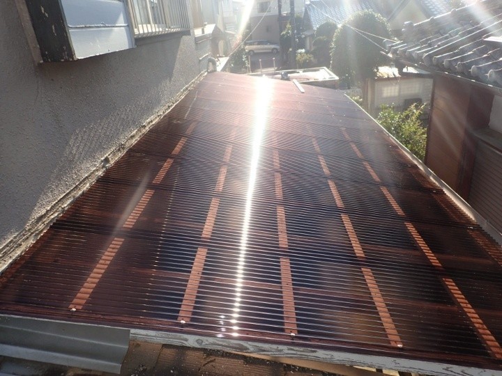 遮光ポリカ波板の設置