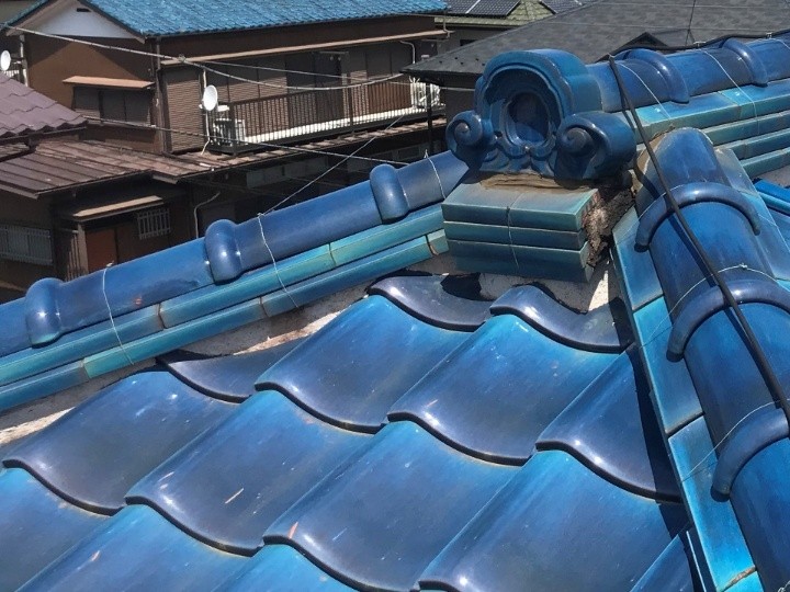 瓦屋根が劣化した状態