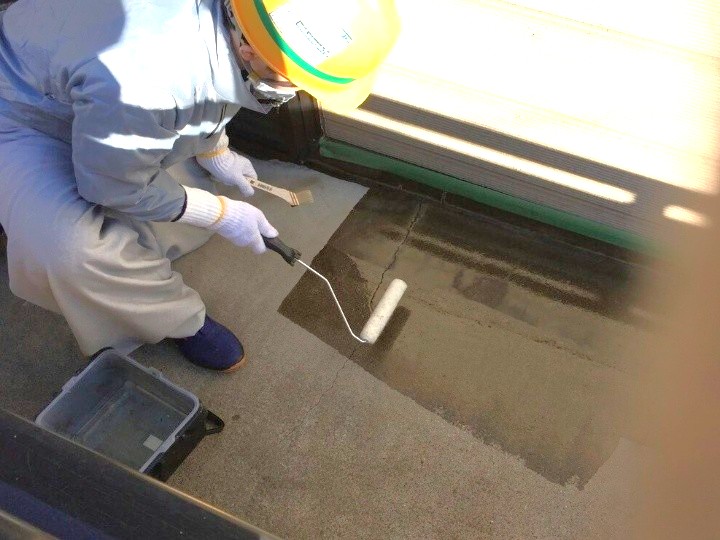 プライマー塗布で密着性を高める