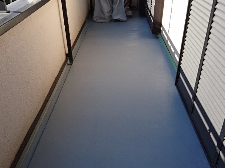 強風時だけ雨漏りするベランダに防水工事（ウレタン塗膜）して再発防止