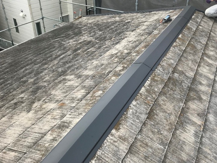棟板金を全交換工事して雨漏り防止したお住まい