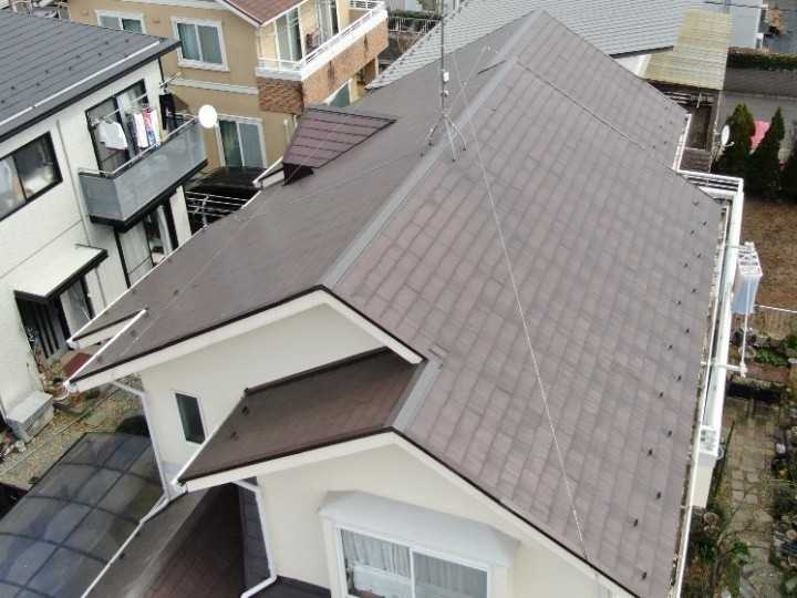 樹脂製貫板「タフモック」を採用した棟板金交換工事を実施したお住まい