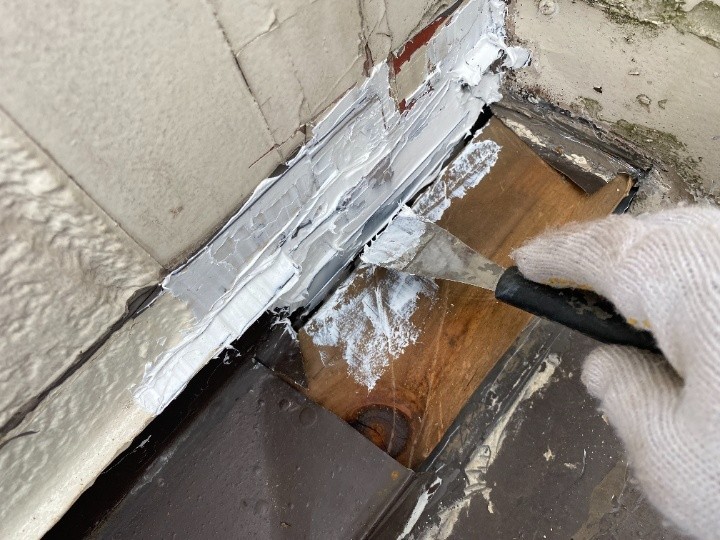 シール材による防水処理