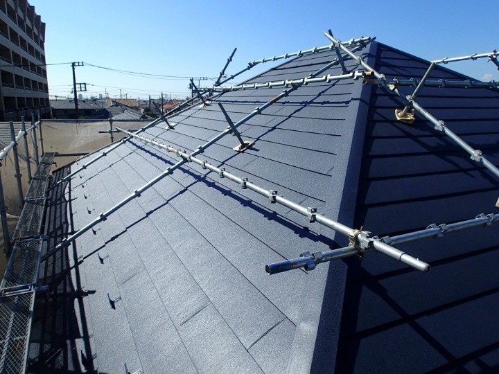 築16年パミール屋根からスーパーガルテクト屋根へカバー工法してリフォーム