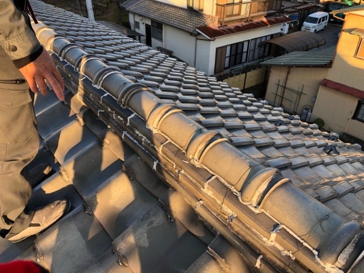 鬼瓦周囲の不適切な処理