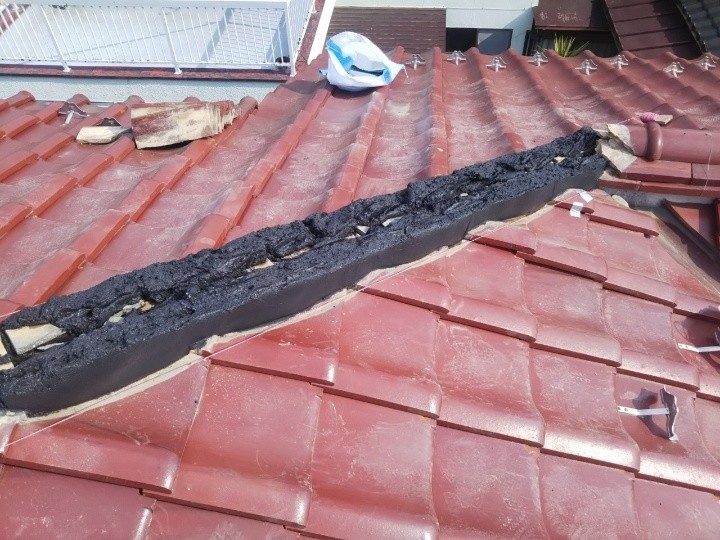 南蛮漆喰で土台を形成