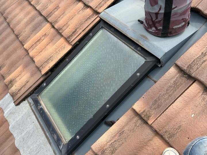 トップライト周辺の状態確認