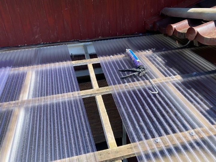 ポリカーボネート波板の取り付け