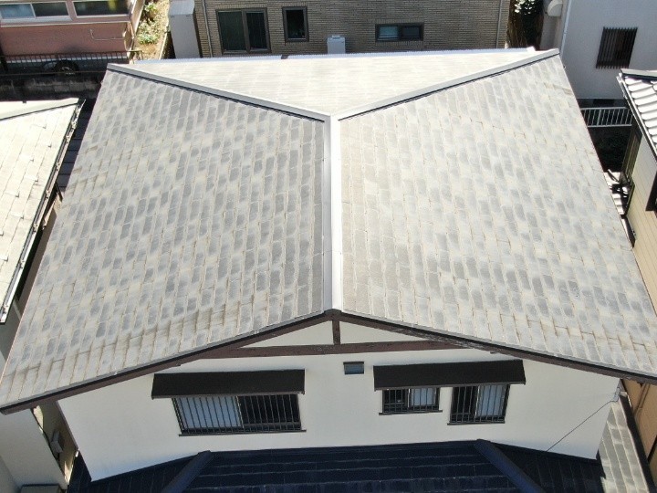 樹脂製貫板を採用して棟板金交換工事したお住まい