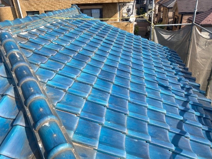 防水紙が破れて雨漏りした瓦屋根に部分屋根葺き直し工事
