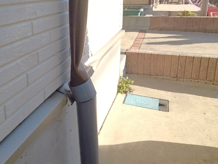 排水管との接続部のズレ