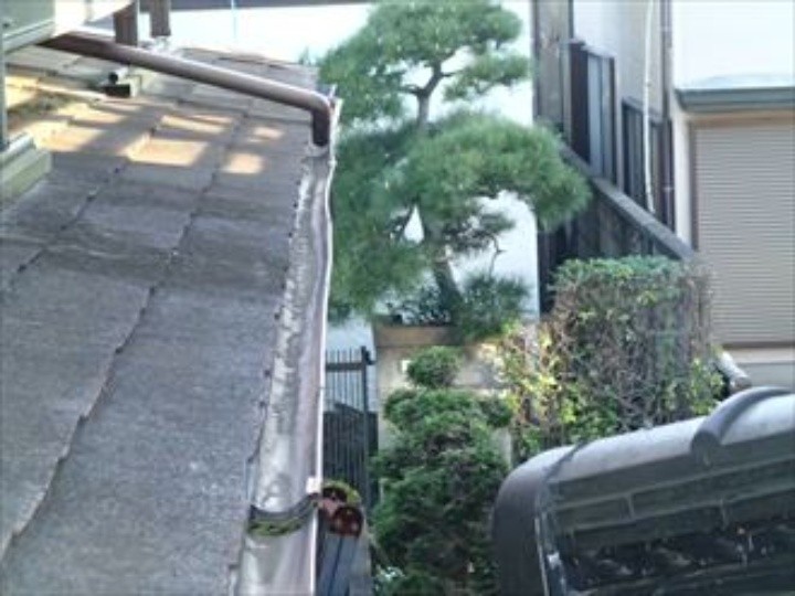 交換工事前の雨樋