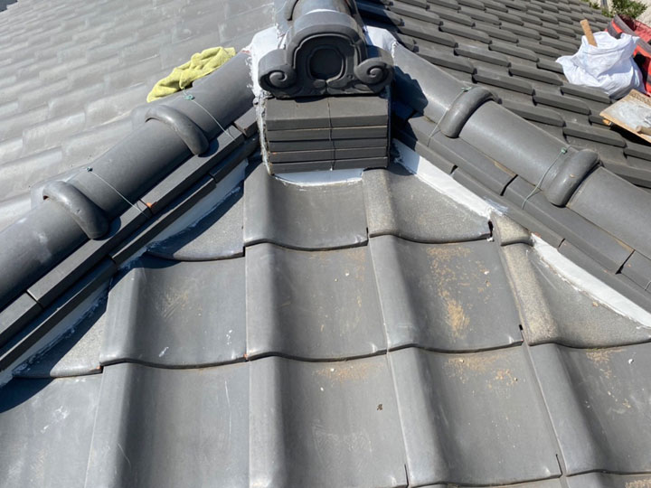 瓦屋根の工事ならお任せください