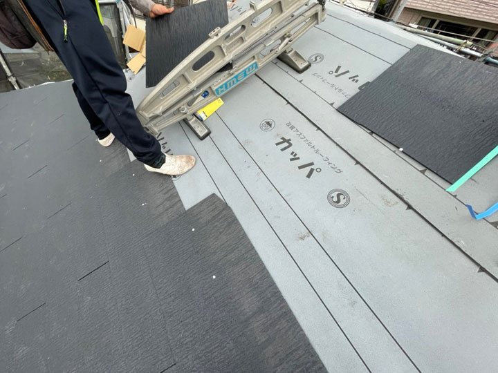 コロニアルクァッドの施工の様子