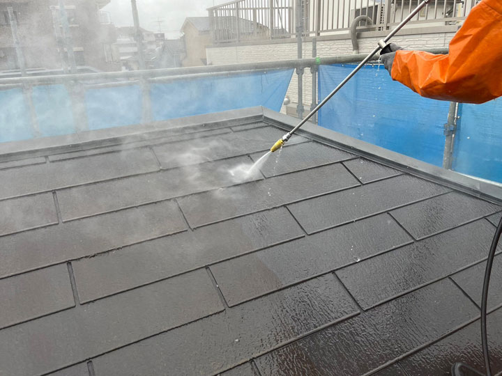 塗装前の下地調整で対応します