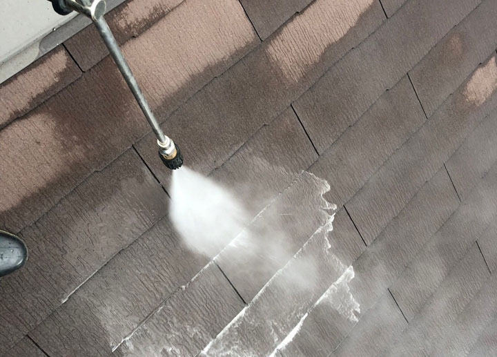 強力な水流で洗浄