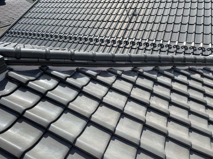 街の屋根やさんで行った瓦屋根の補修例