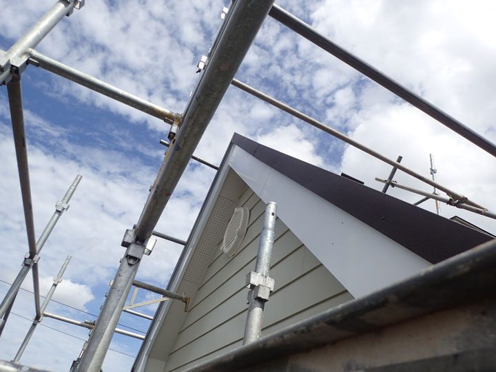 破風板とは何かをわかりやすく解説！役割やメンテナンス方法もご紹介