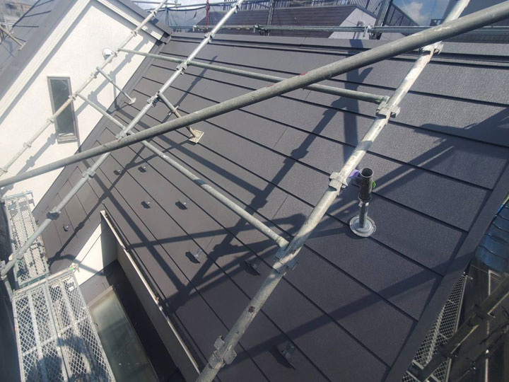 パミール屋根のリフォームを実現！