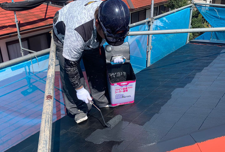 スレート屋根の塗装費用はいくら？相場や「塗ってはいけない種類」まで解説！